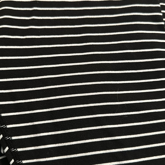 Lululemon Wunder Under Crop
Parallel Stripe - Picture 5 of 6